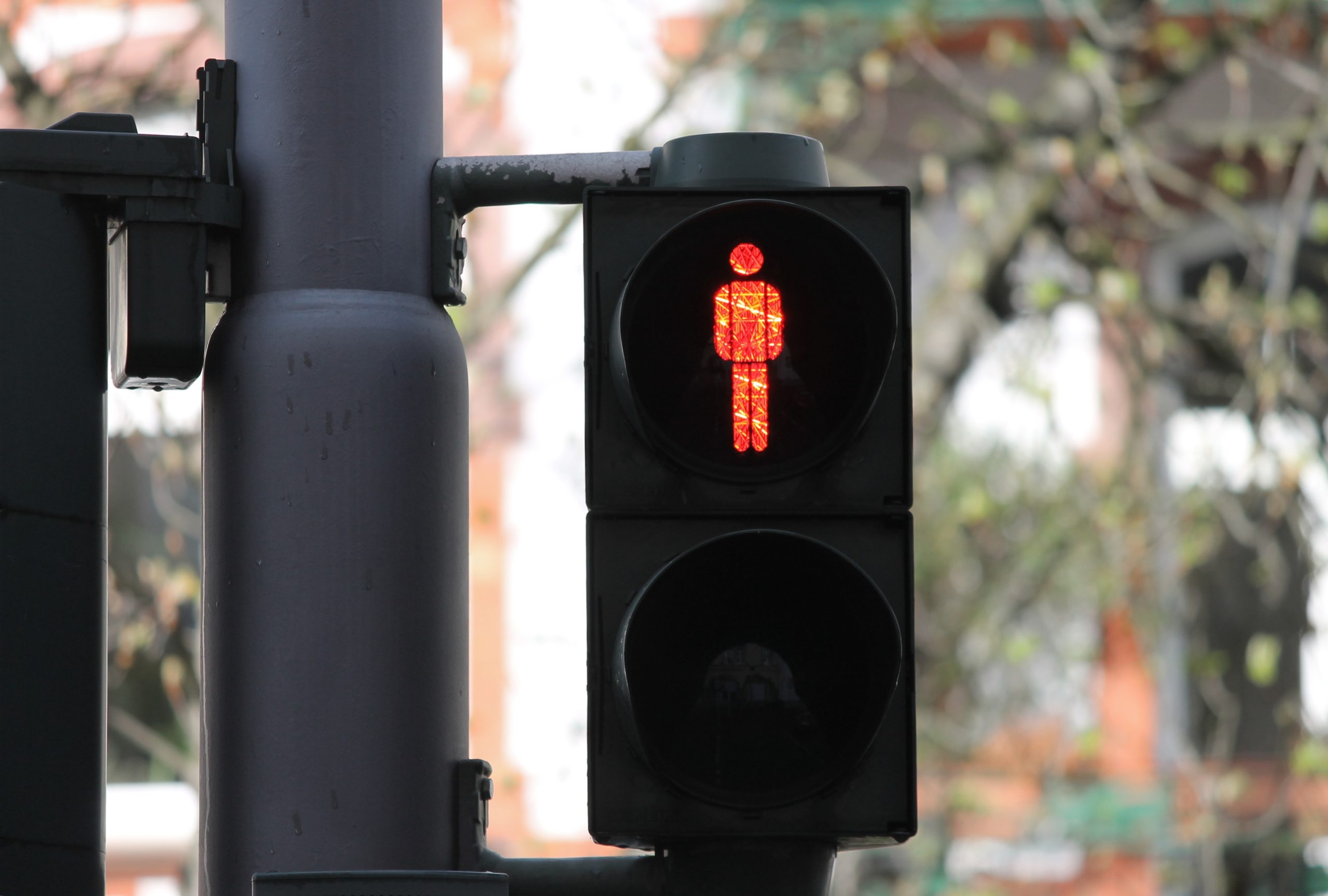 Cum verifici informațiile despre trafic și restricții de circulație